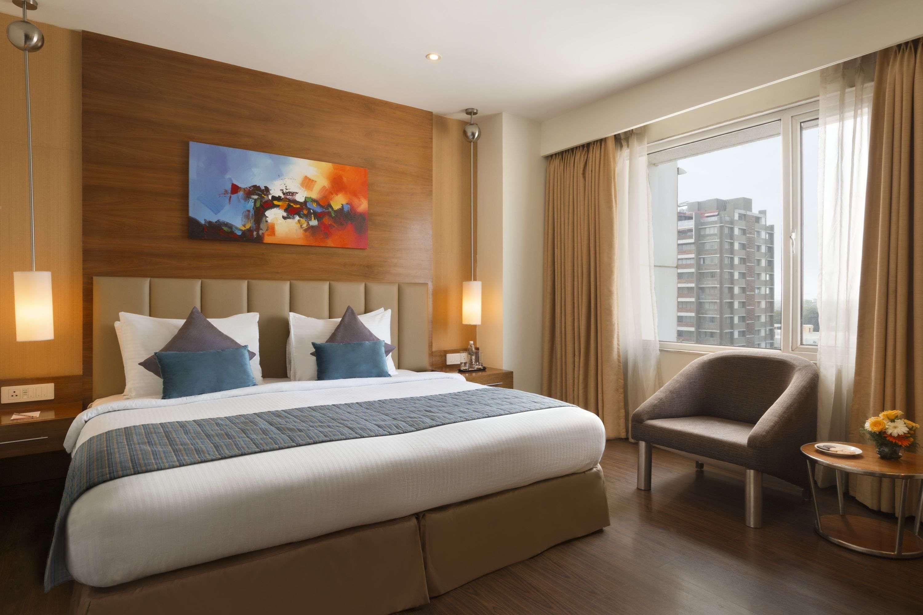 Ramada Ahmedabad Hotell Eksteriør bilde